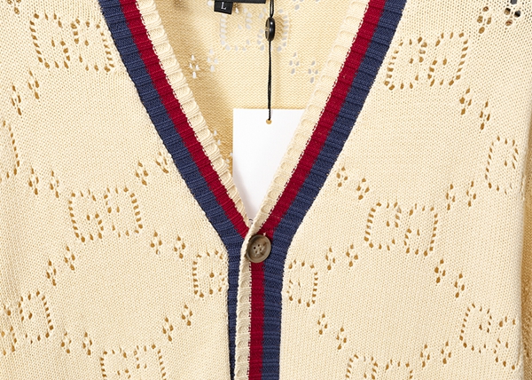 ブランドセーター側面デザイン